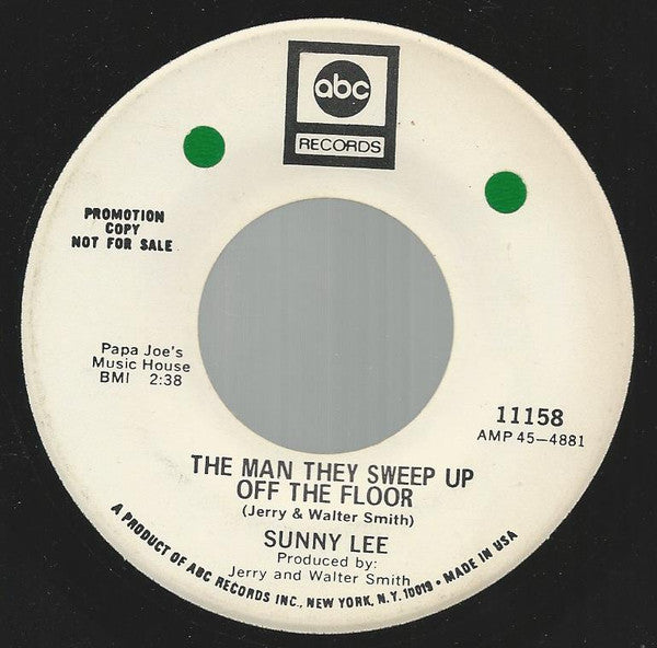 Sunny Lee - Four Walls / The Man They Sweep Up Off The Floor (7" VINYL) | Excellent+ (EX+) Excellent (EX)-