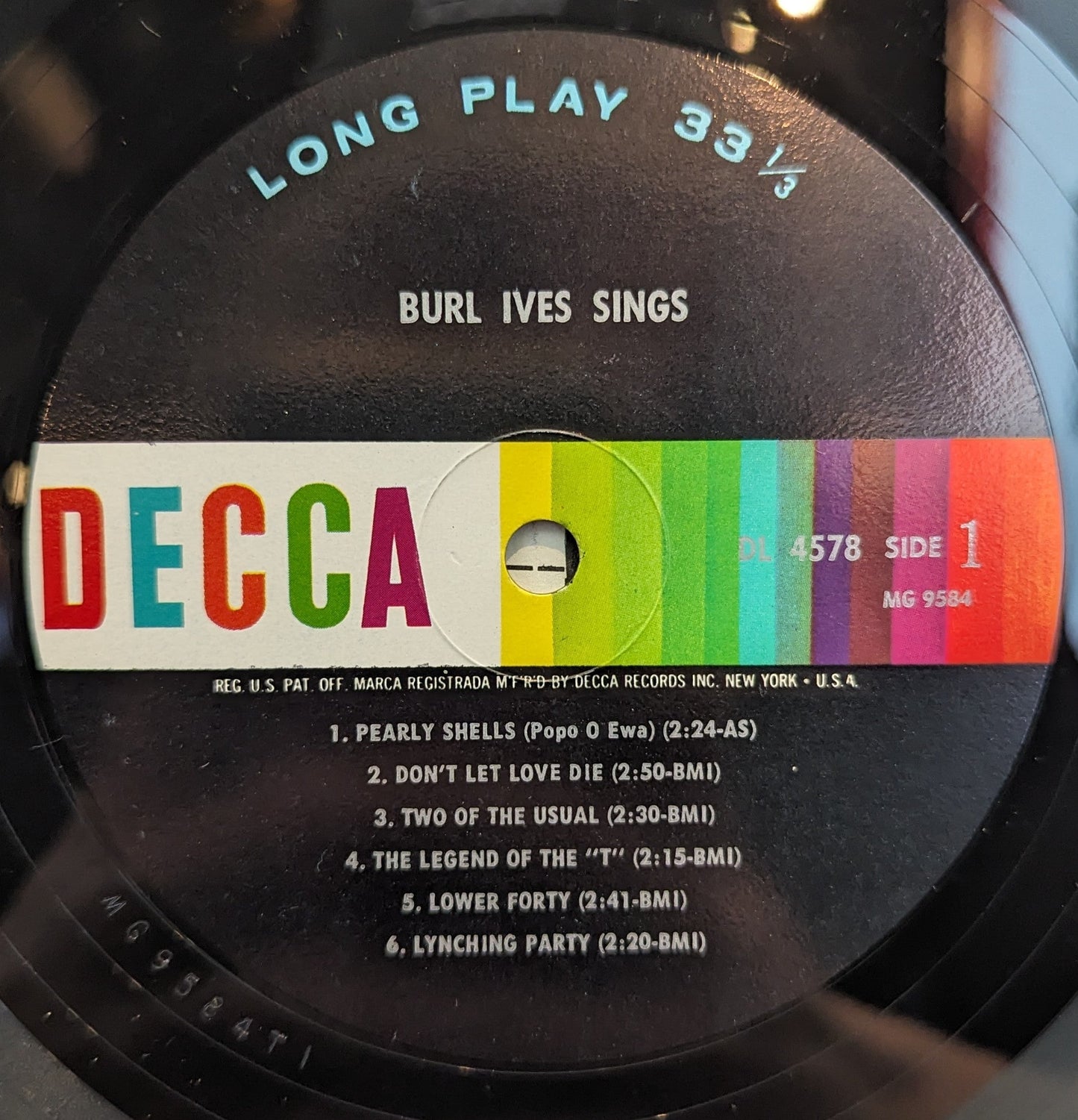 Burl Ives - Burl Ives Sings Pearly Shells And Other Favorites *MONO* | Near Mint (NM) Near Mint (NM)-