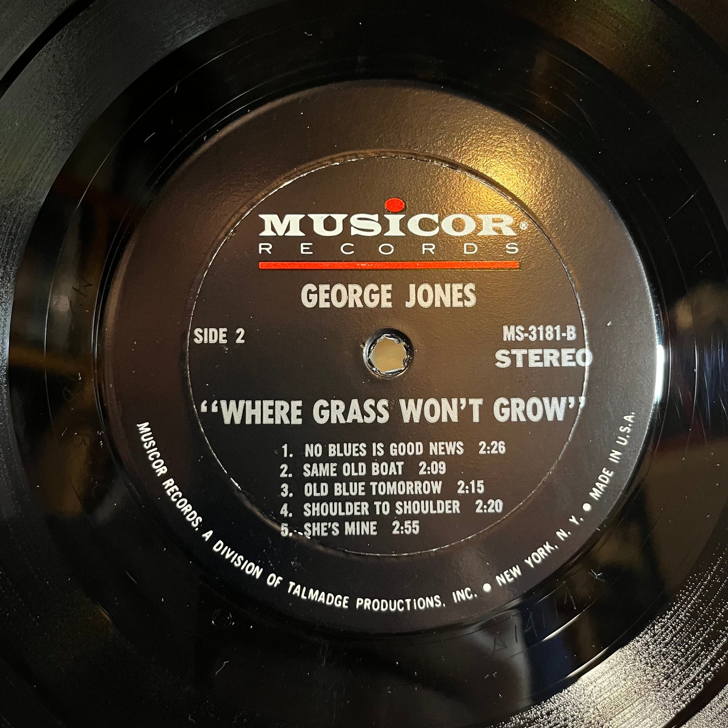George Jones (2) - Where Grass Won't Grow (VINYL) | Near Mint (NM) Near Mint (NM)-