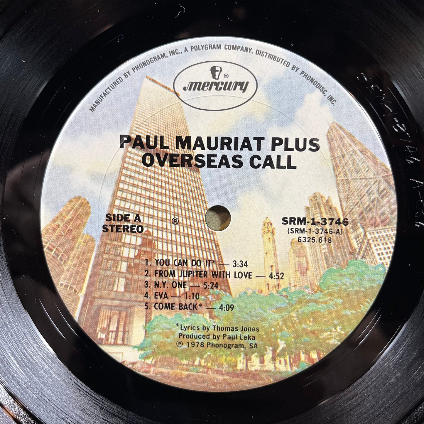 Paul Mauriat Plus - Overseas Call (LP) | Near Mint (NM) Excellent+ (EX+)-
