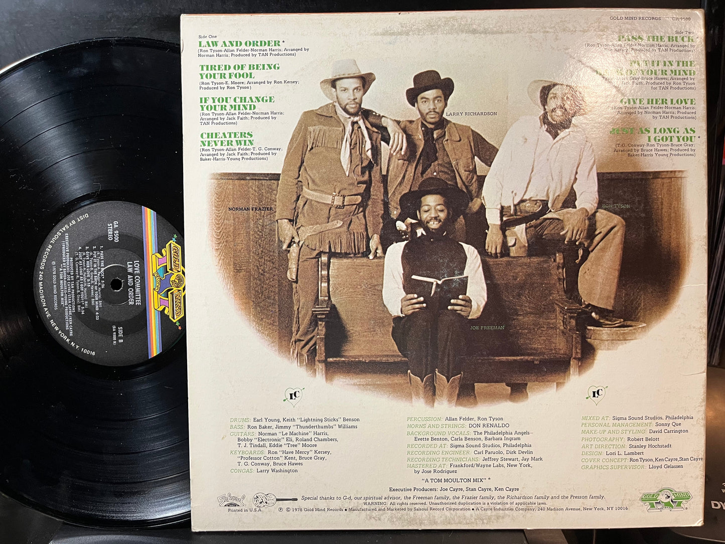 Love Committee - Law And Order (VINYL LP) | Near Mint (NM or M-) Excellent (EX)-