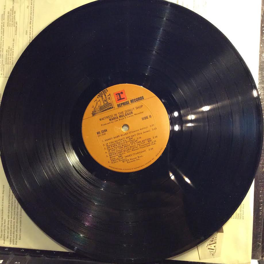 Maria Muldaur - Waitress In A Donut Shop (VINYL) | Near Mint (NM) Near Mint (NM)-