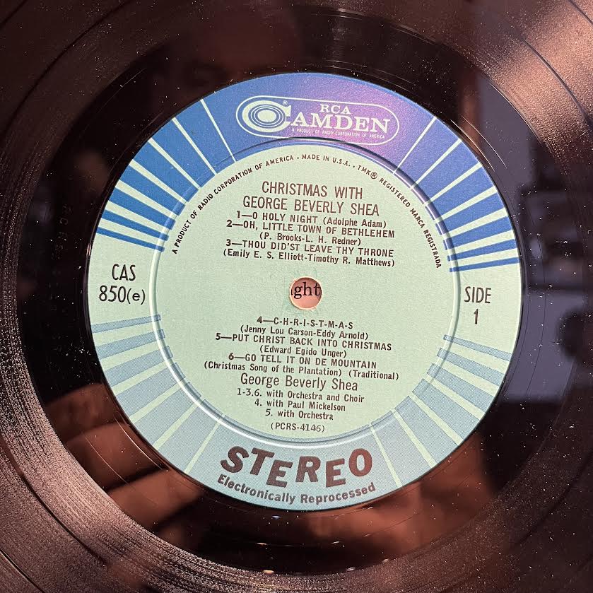 George Beverly Shea - Christmas With George Beverly Shea | Near Mint (NM) Near Mint (NM)-