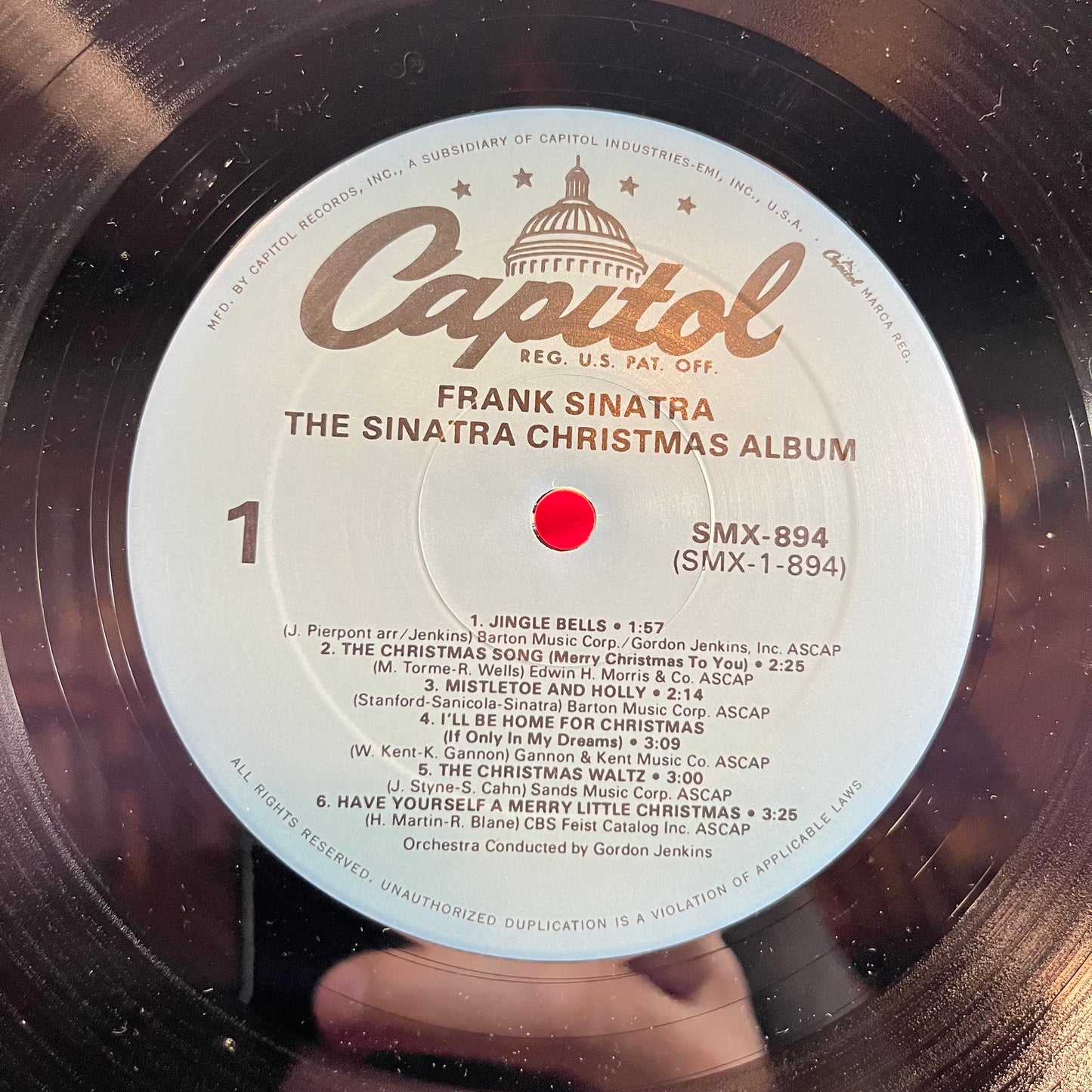Frank Sinatra - The Sinatra Christmas Album (VINYL) | Near Mint (NM) Near Mint- (NM-)-