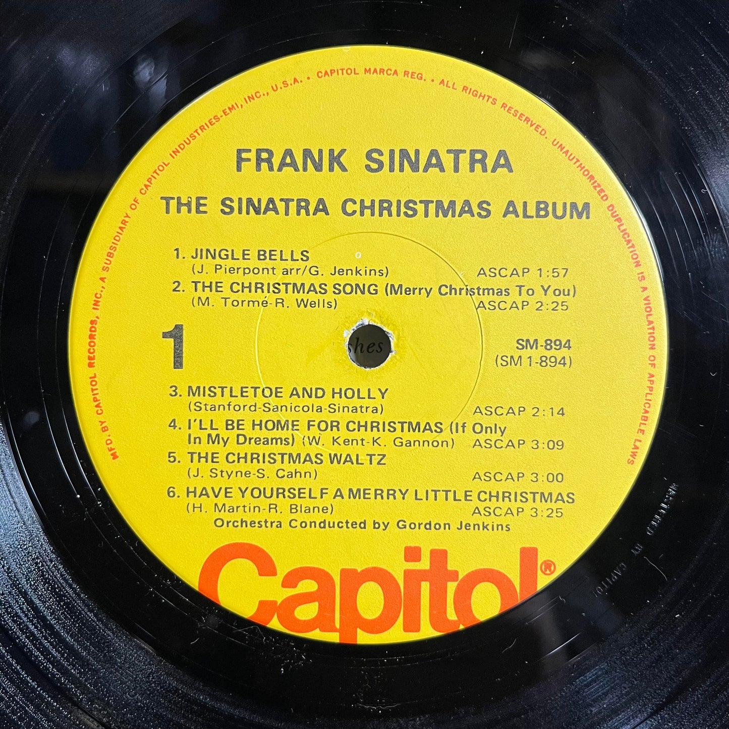 The Sinatra Christmas Album *SHRINK* | Very Good Plus (VG+) Near Mint (NM)-