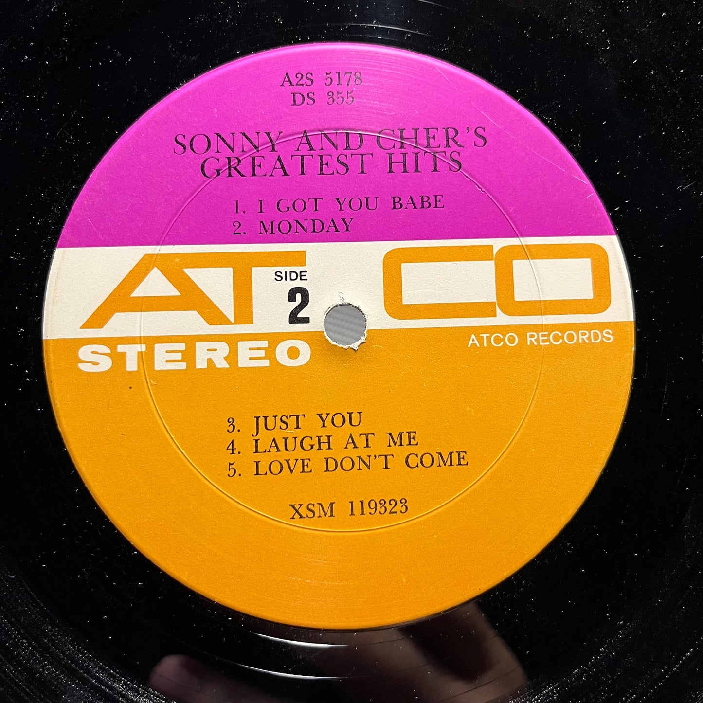 Sonny & Cher - Sonny & Cher's Greatest Hits | Good Plus (G+) Near Mint (NM)--
