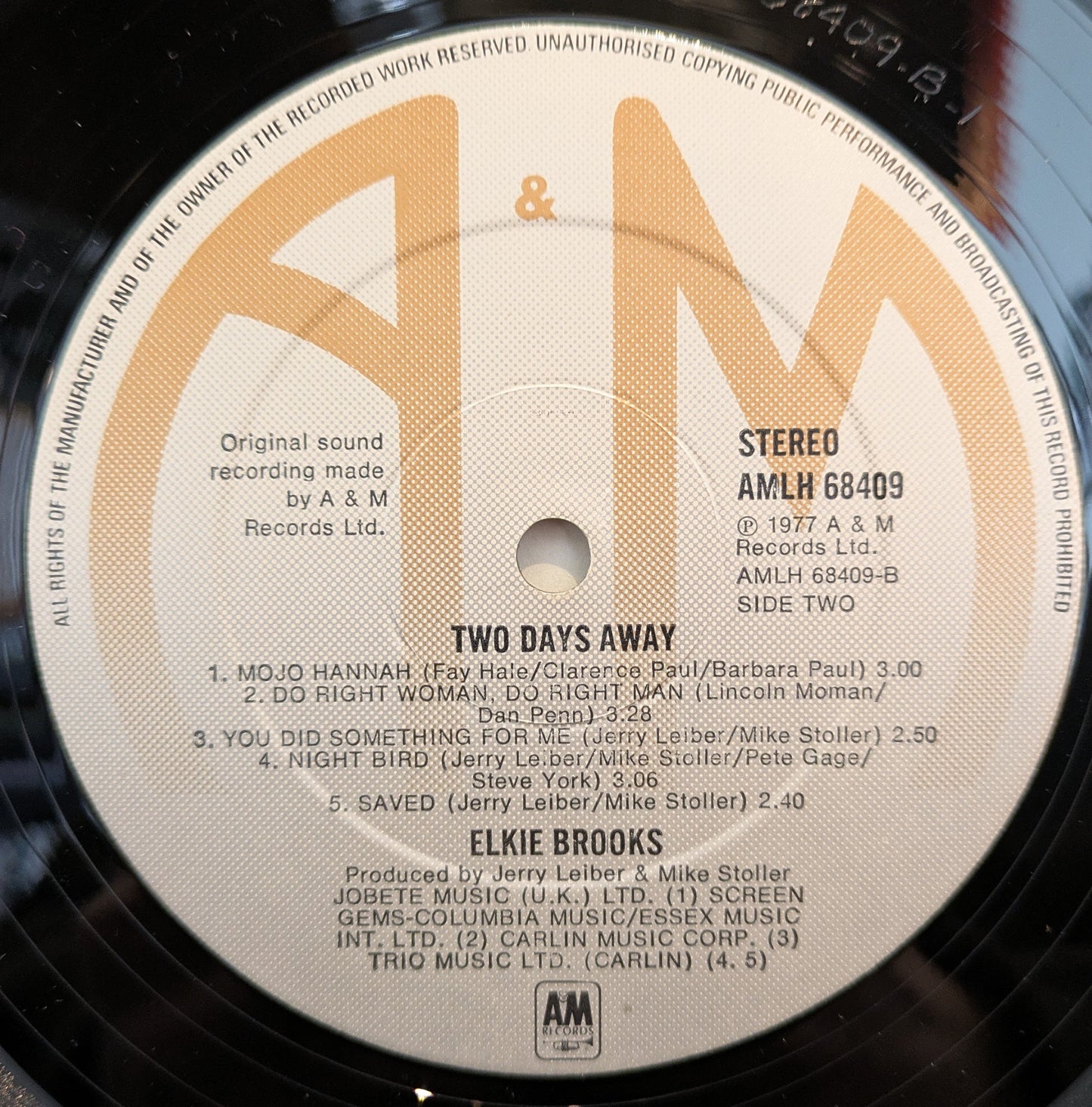 Elkie Brooks - Two Days Away (UK - VINYL) | Near Mint (NM) Near Mint (NM)--