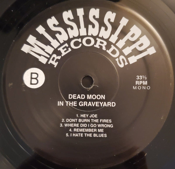 In The Graveyard | Mint (M) Mint (M)-