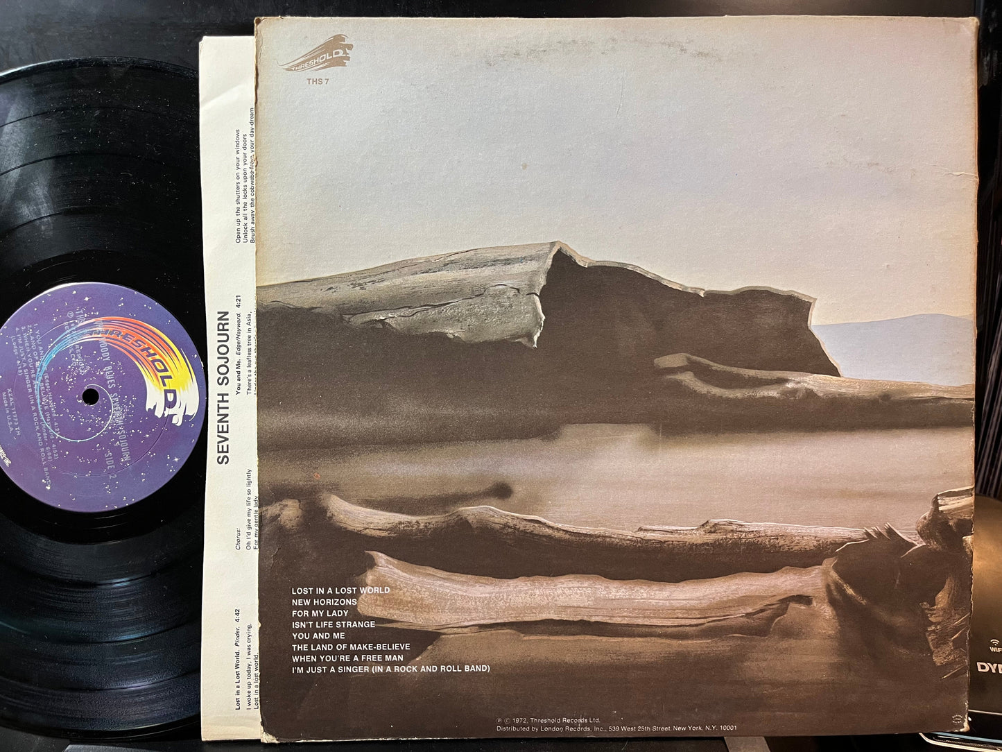 The Moody Blues - Seventh Sojourn (VINYL LP) | Excellent+ (EX+) Excellent (EX)--