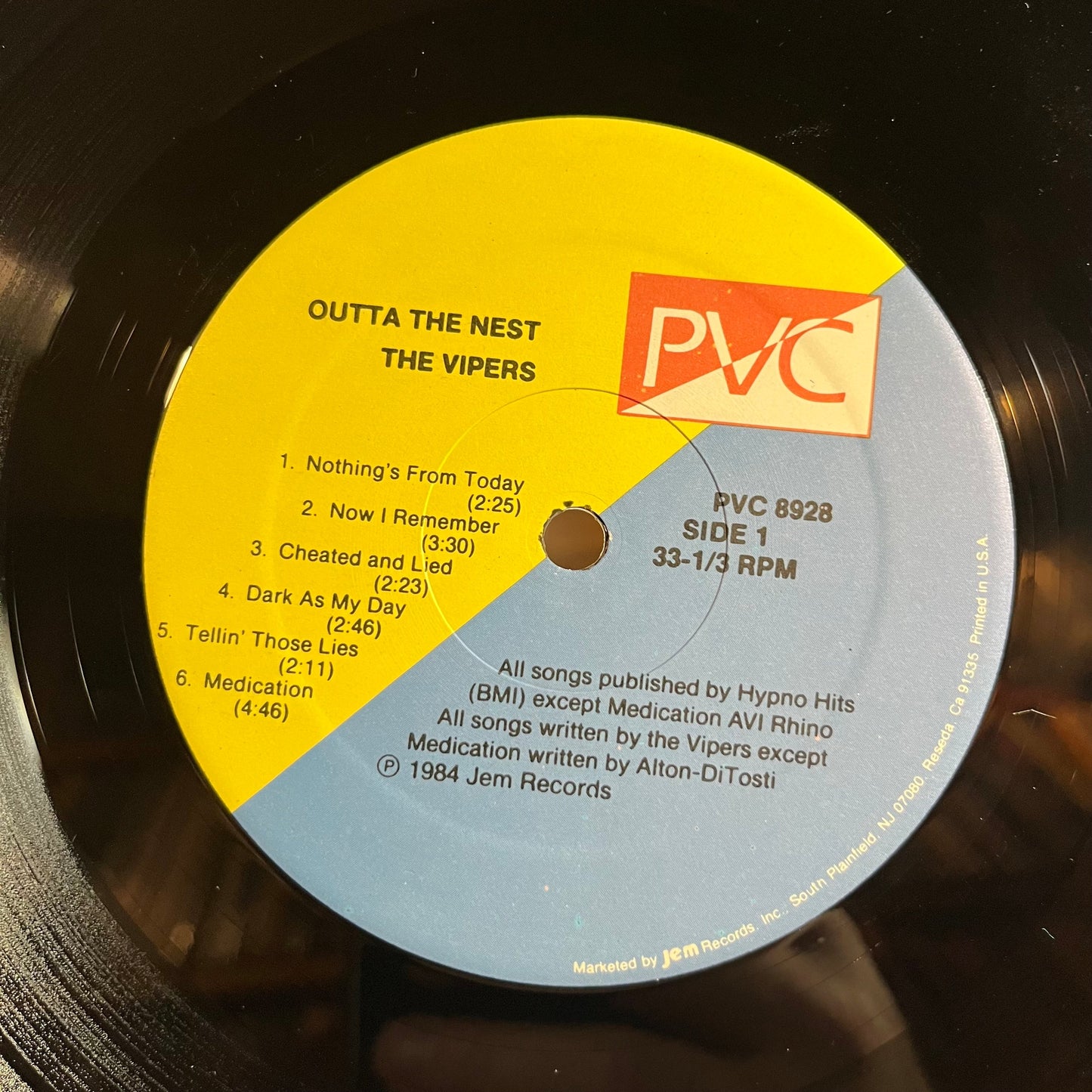 The Vipers (4) - Outta The Nest (VINYL) | Near Mint (NM) Near Mint (NM)-