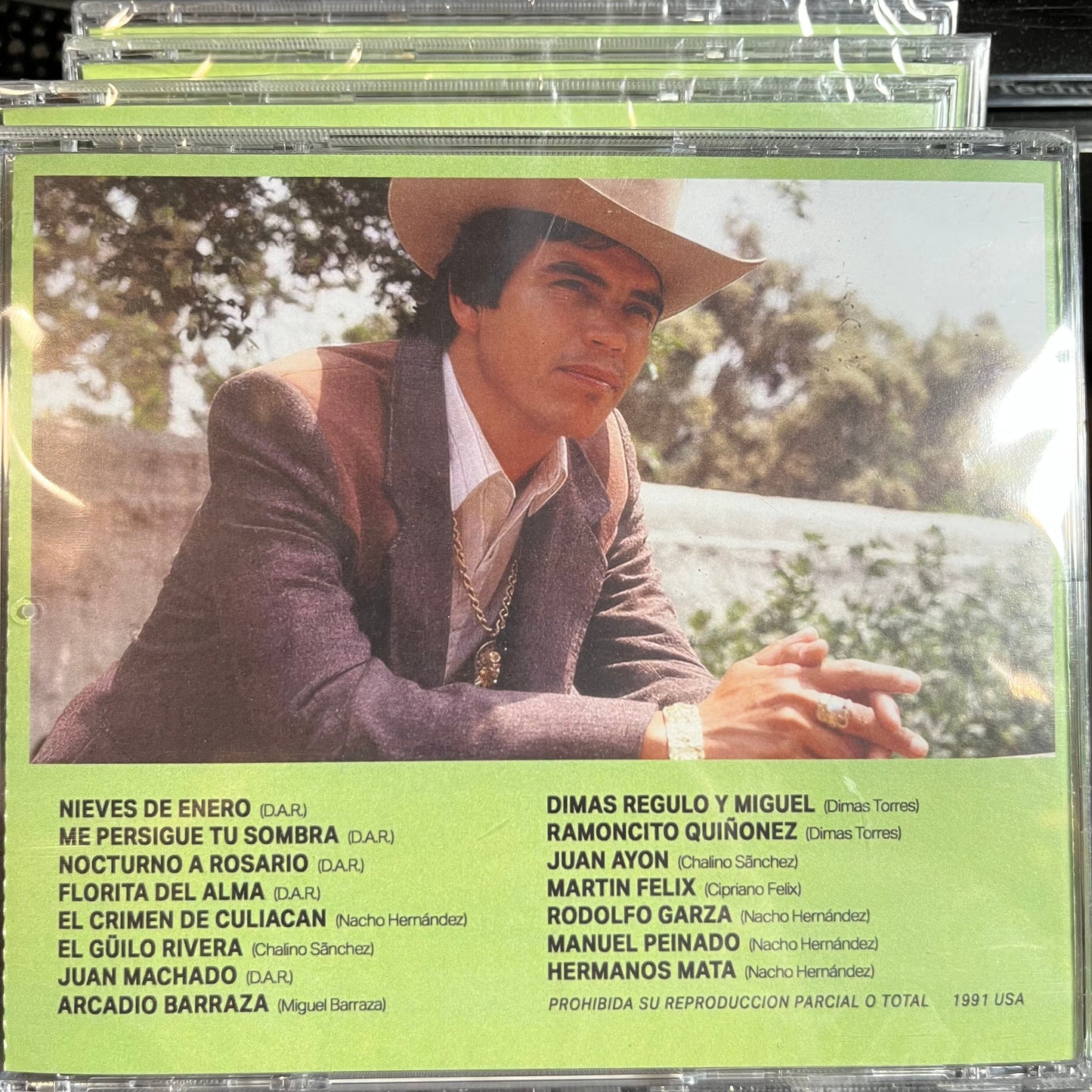 Chalino Sánchez - Accomp. Los Amables Del Norte Nieves De Enero (CD, Album, Unofficial) | Mint (M) Mint (M)-