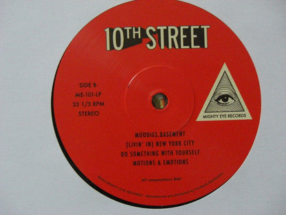 10th Street | Mint (M) Mint (M)-