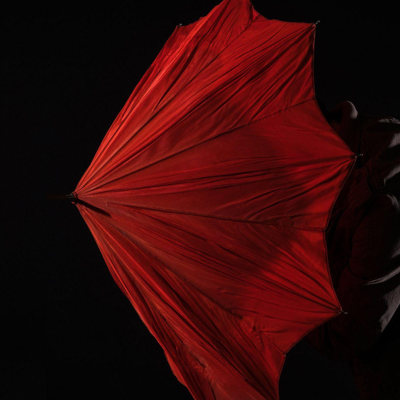 Hissing Tiles - Boychoir |-