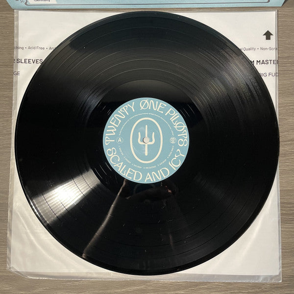 Twenty One Pilots - Scaled And Icy | Mint (M) Mint (M)-
