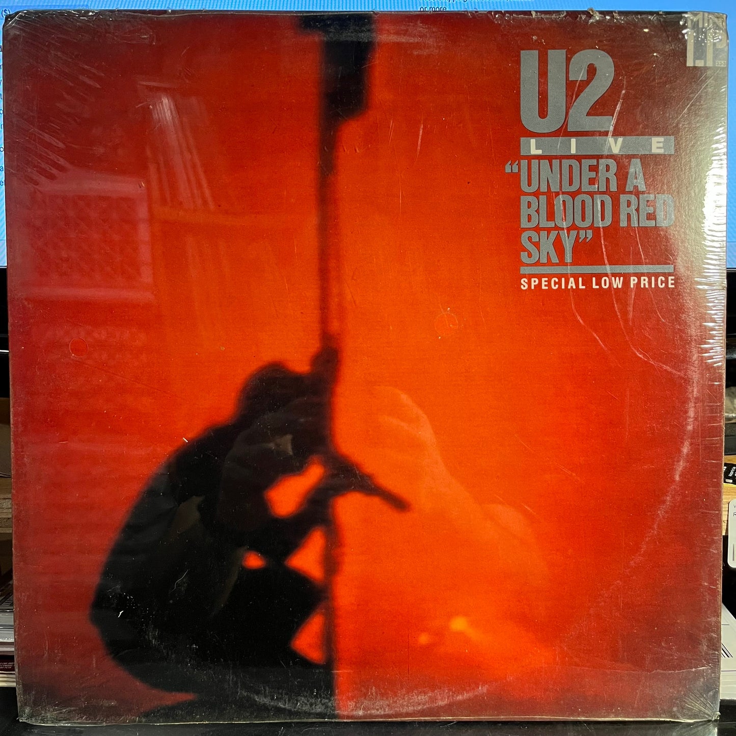 Live "Under A Blood Red Sky" (VINYL) | Mint (M) Excellent (EX)-