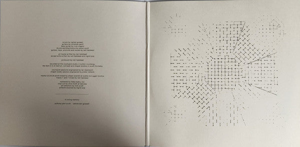 Slowdive - Everything Is Alive | Mint (M) Mint (M)-