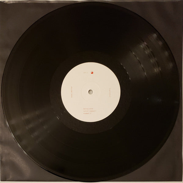 Anne Müller - Heliopause | Mint (M) Mint (M)-