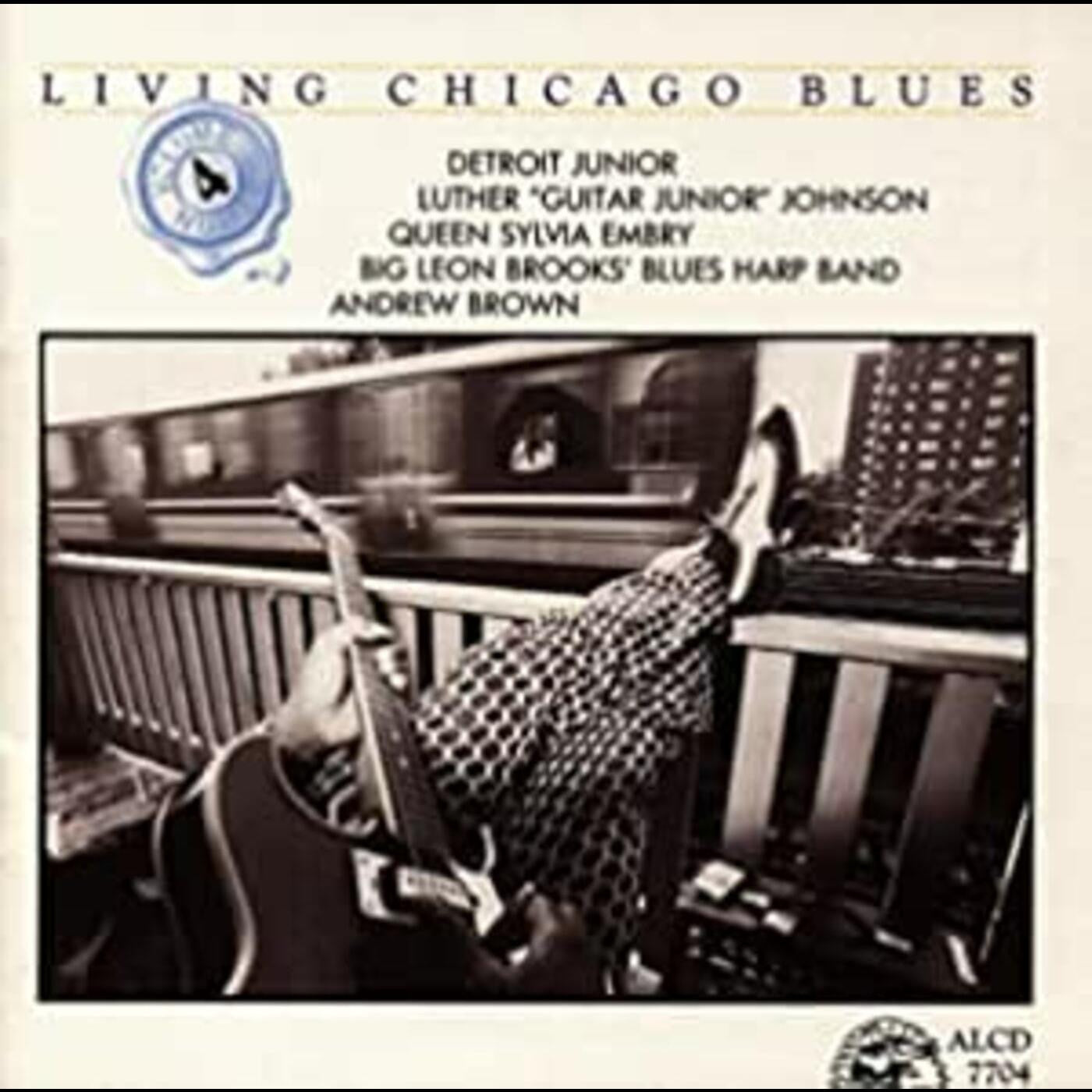 Various Artists - Living Chicago Blues 4 (CD) |-