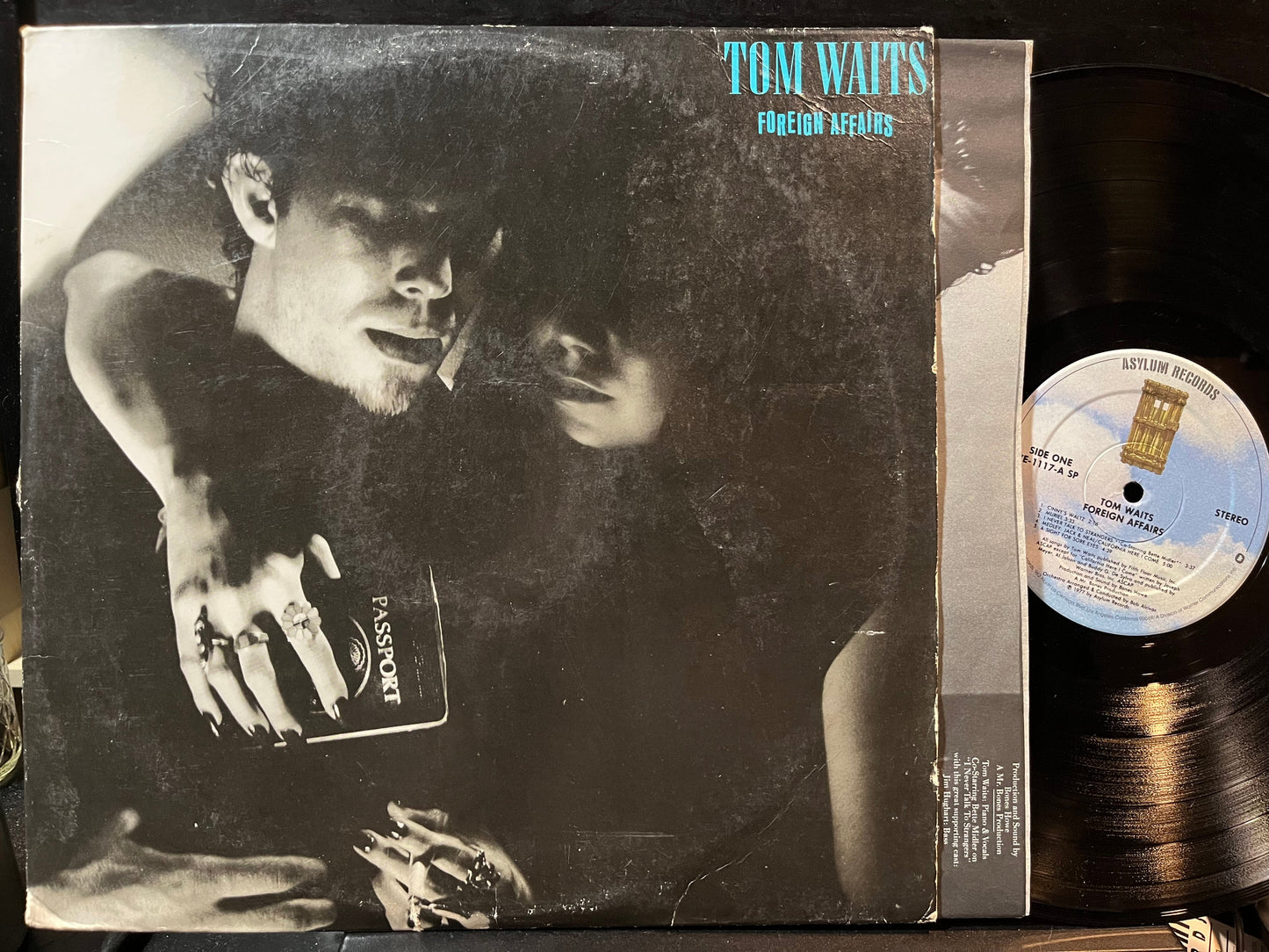 Tom Waits - Foreign Affairs (VINYL) | Excellent (EX) Very Good Plus Plus (VG++)-