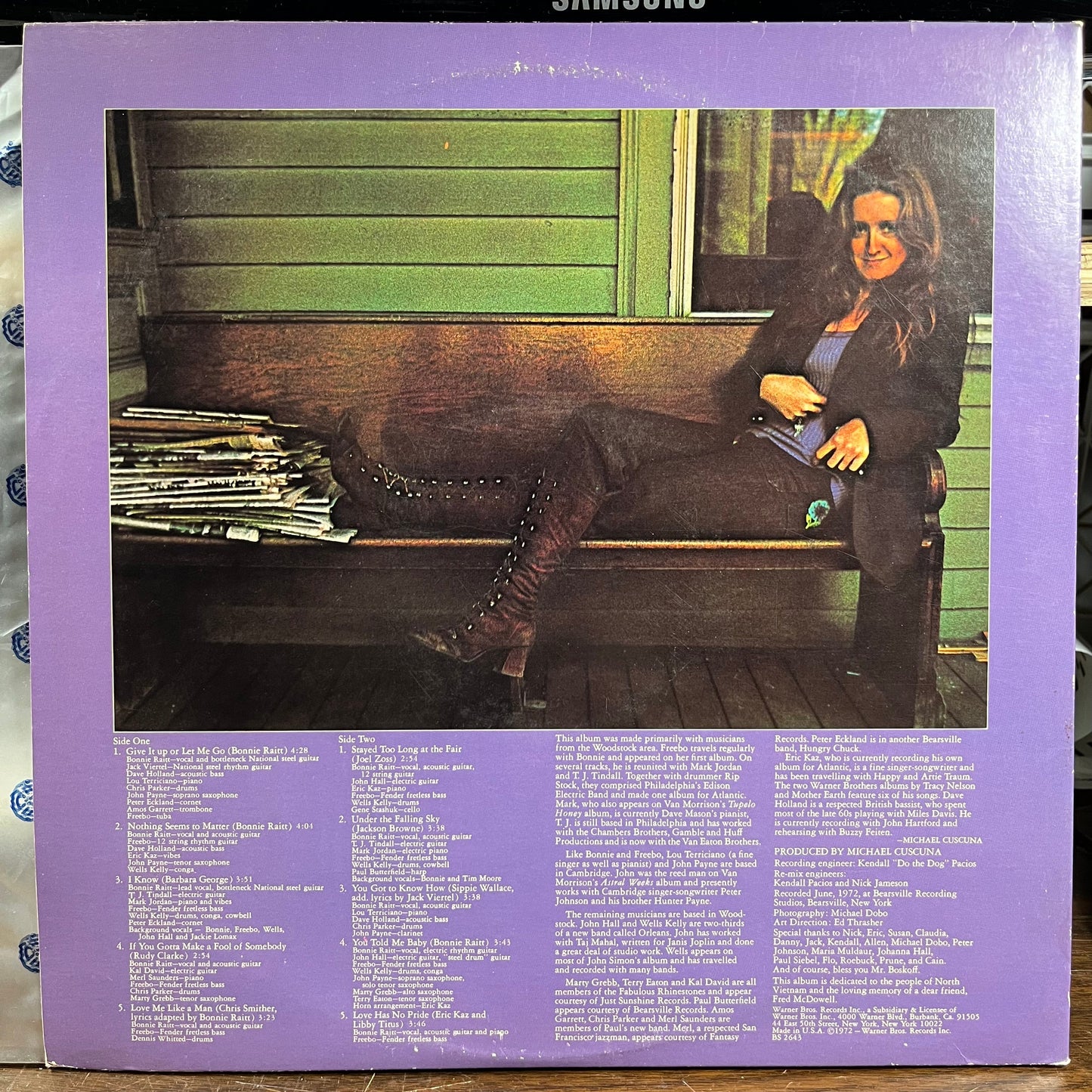 Bonnie Raitt - Give It Up (VINYL) | Near Mint (NM) Excellent (EX)-