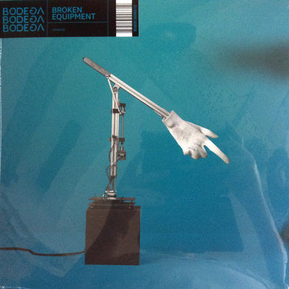 Broken Equipment | Mint (M) Mint (M)-