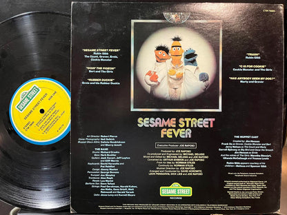 Sesame Street - Sesame Street Fever (VINYL) | Excellent+ (EX+) Excellent+ (EX+)-