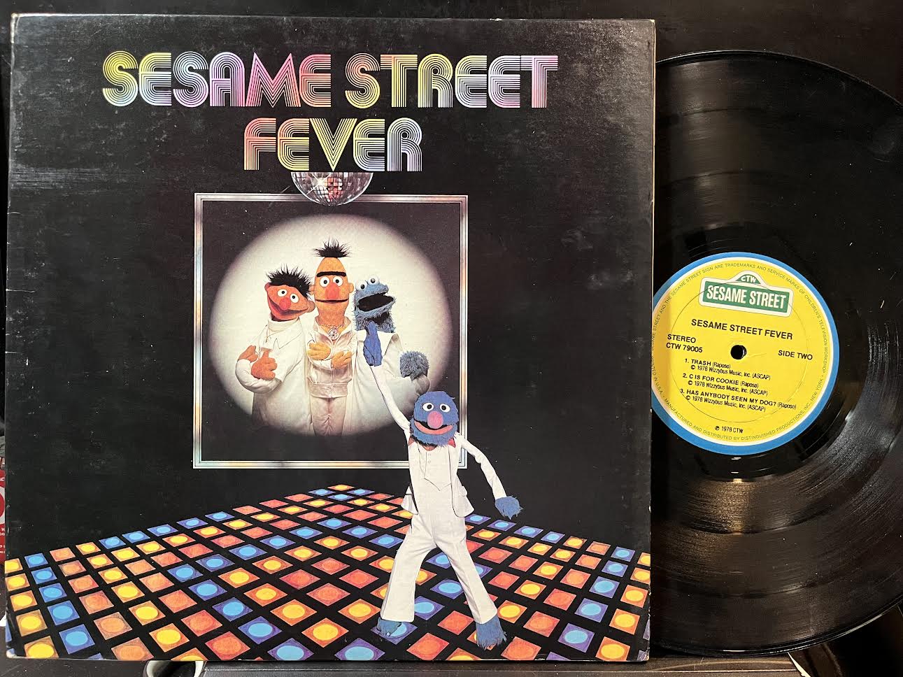 Sesame Street - Sesame Street Fever (VINYL) | Excellent+ (EX+) Excellent+ (EX+)-