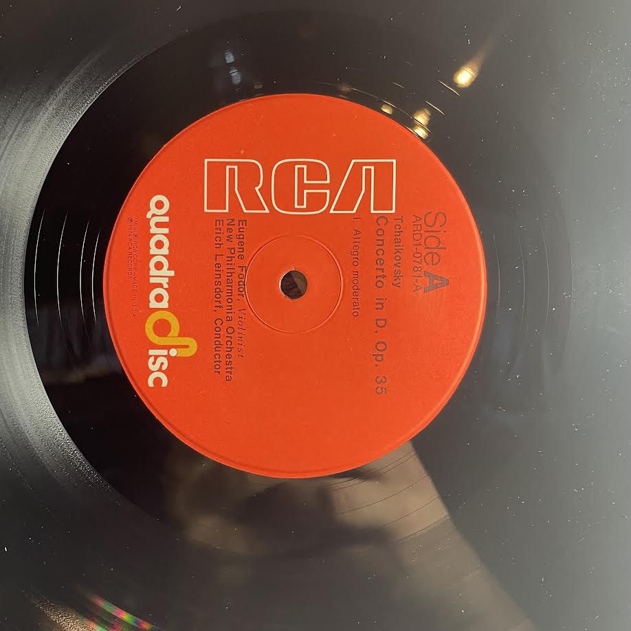 Pyotr Ilyich Tchaikovsky - Violin Concerto / Introduction And Rondo Capriccioso (VINYL) | Excellent+ (EX+) Excellent (EX)-
