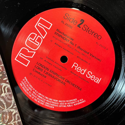 Khachaturian* - Loris Tjeknavorian, London Symphon - Symphony No. 1 (Revised Version)(VINYL LP RCA RED SEAL RL25203 1979) | Near Mint (NM or M-) Near Mint (NM)-