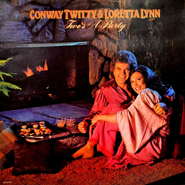 Conway Twitty & Loretta Lynn - Two's A Party *CRC* | Near Mint (NM) Near Mint (NM)-