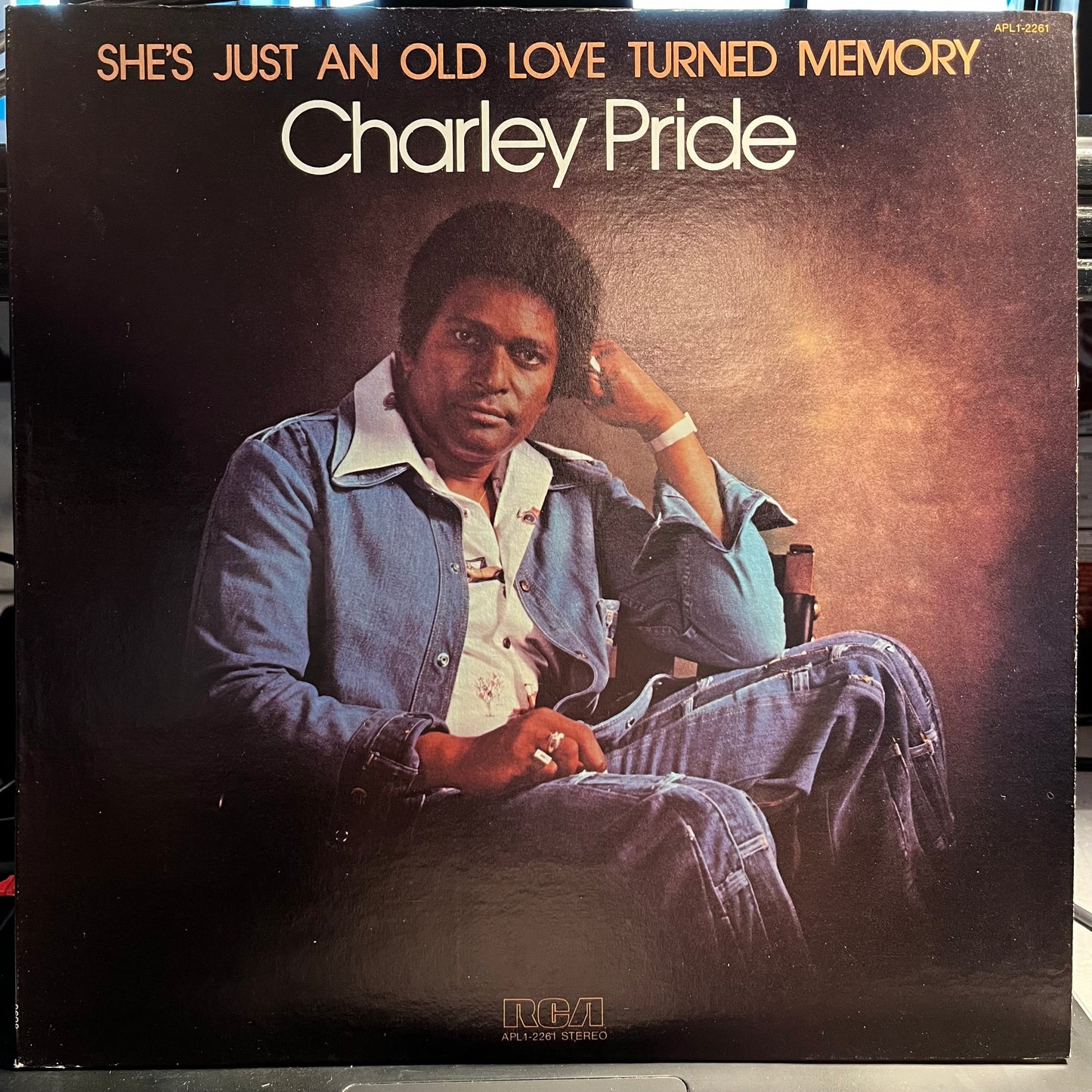 Charley Pride - She's Just An Old Love Turned Memory | Near Mint (NM) Near Mint (NM)-
