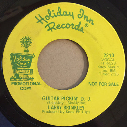 Larry Brinkley - Guitar Pickin' D.J. (7" VINYL) | Near Mint (NM or M-) Generic-