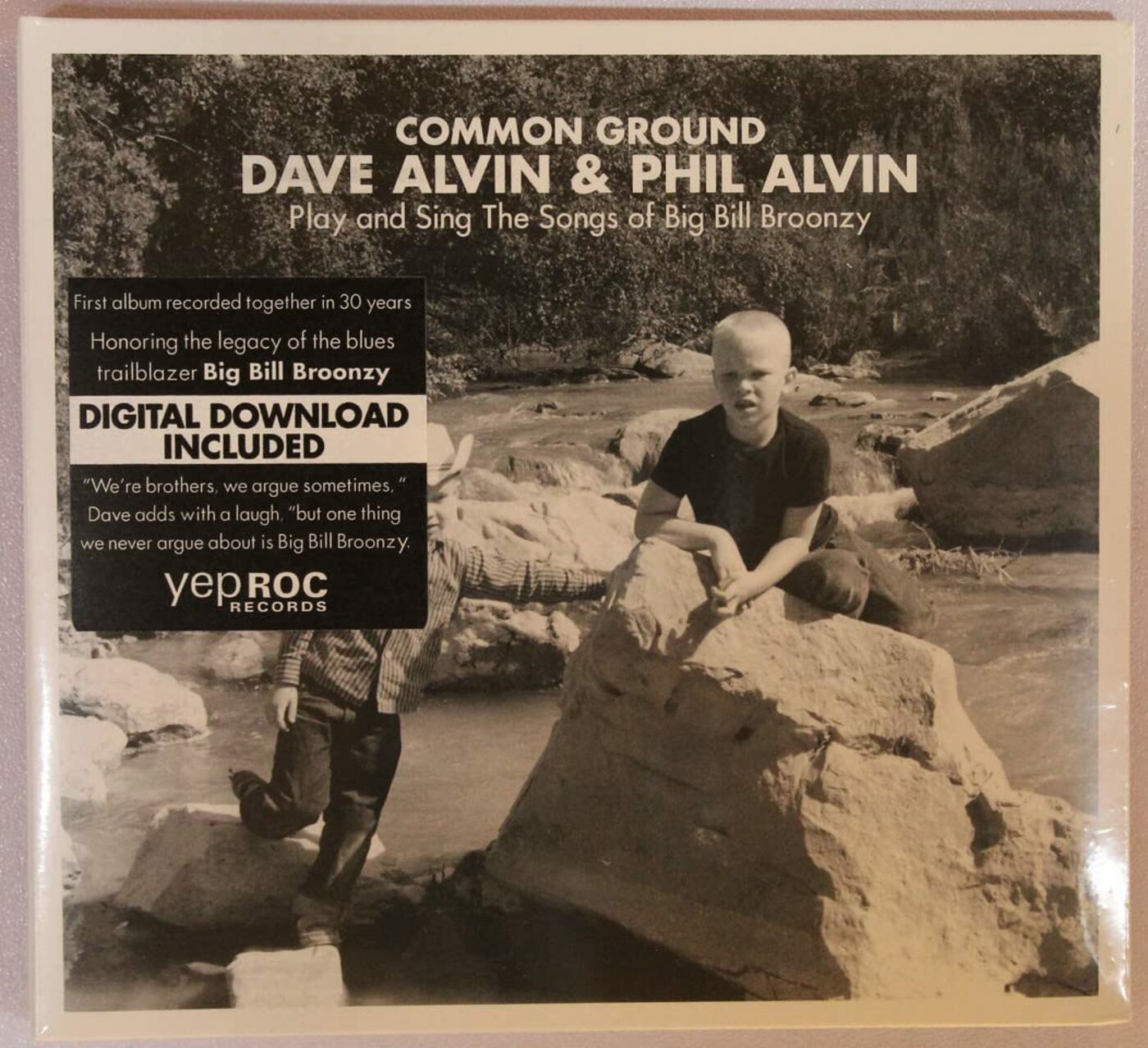 Dave Alvin / Phil Alvin - COMMON GROUND: DAVE ALVIN + PHIL ALVIN PLAY & SING(CD) | Mint (M) Mint (M)-