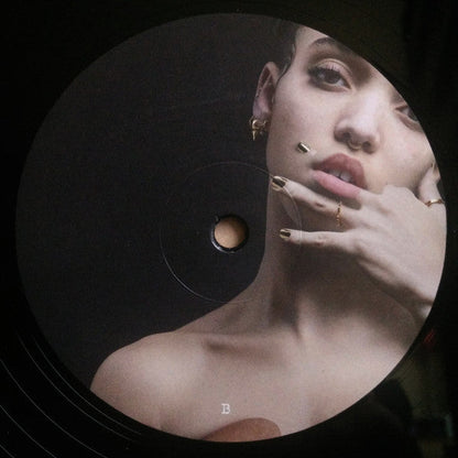 FKA Twigs - M3LL155X | Mint (M) Mint (M)-