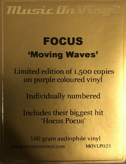 Moving Waves | Mint (M) Mint (M)-
