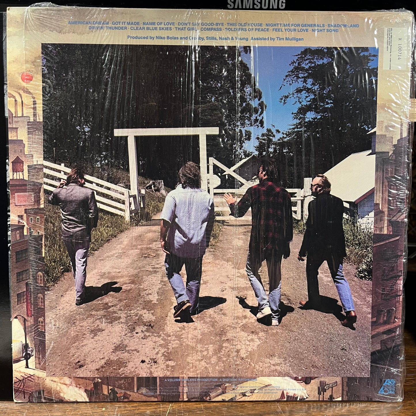 Crosby, Stills, Nash & Young - American Dream (VINYL) | Near Mint (NM) Near Mint (NM)-