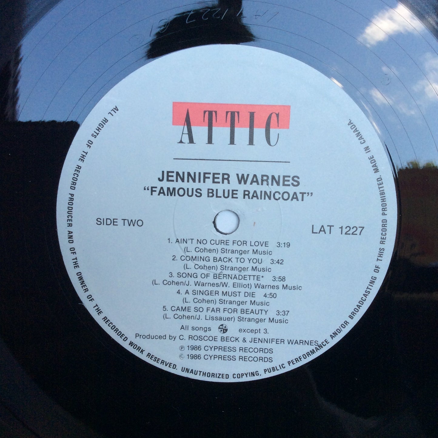 Jennifer Warnes - Famous Blue Raincoat (The Songs Of Leonard Cohen) (VINYL) | Near Mint (NM) Near Mint (NM)-