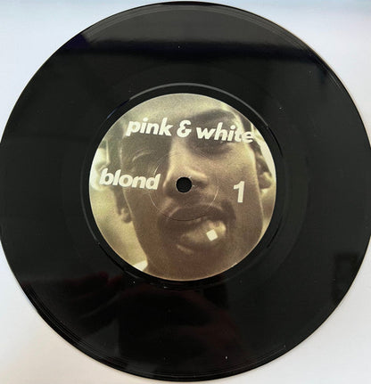 pink & white | Mint (M) Generic-