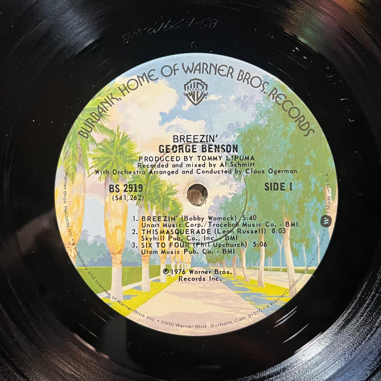 George Benson - Breezin' (VINYL) | Near Mint (NM or M-) Near Mint (NM)-