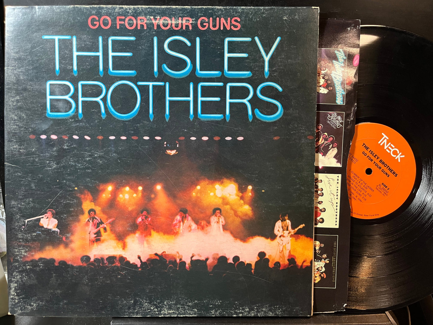 The Isley Brothers - Go For Your Guns (VINYL LP) | Very Good Plus (VG+)-
