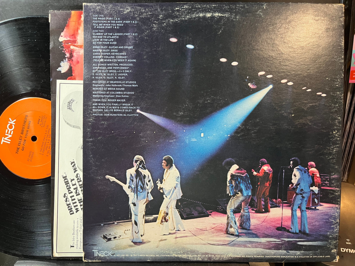 The Isley Brothers - Go For Your Guns (VINYL LP) | Very Good Plus (VG+)-