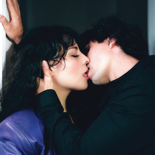 Girl Ultra - Rrromeo [Transparent Magenta Vinyl] |--