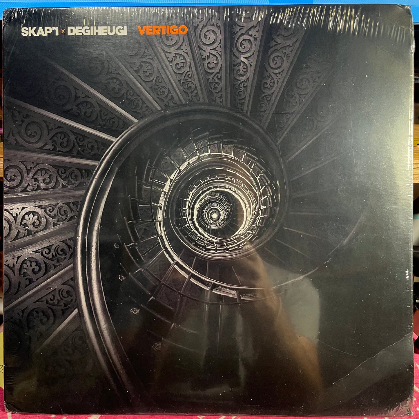 Vertigo | Mint (M) Excellent (EX)-