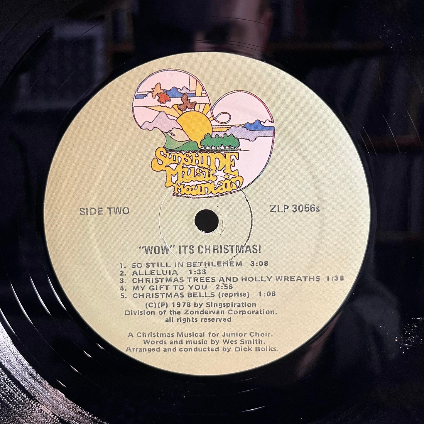 Wes Smith (4) - Wow, It's Christmas! | Near Mint (NM) Excellent (EX)-