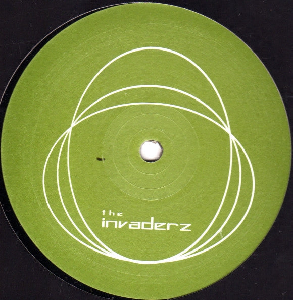 Invaderz - Simple Beauty / Mainline | Near Mint (NM) Generic-