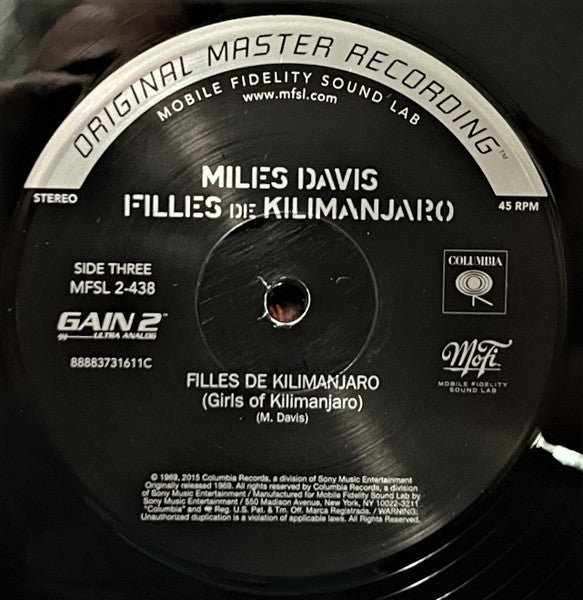Filles De Kilimanjaro *2023* | Mint (M) Mint (M)-