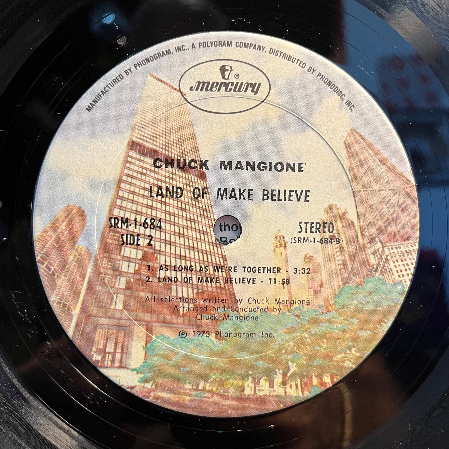 Chuck Mangione - A Chuck Mangione Concert Land Of Make Believe | Near Mint (NM) Near Mint (NM)-