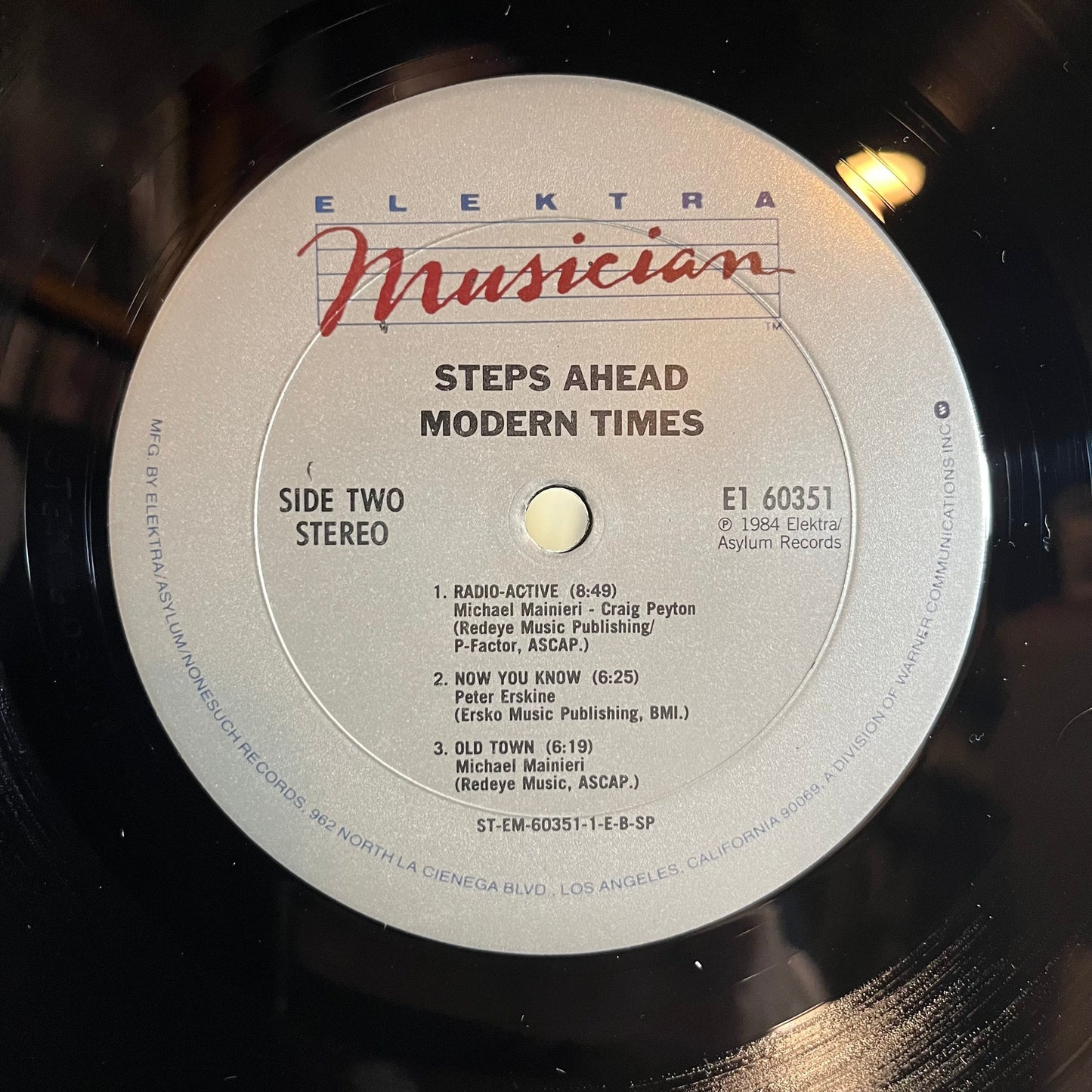 Steps Ahead - Modern Times (LP) | Near Mint (NM) Near Mint (NM)-