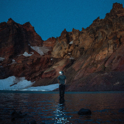 Max Mcnown - Night Diving (The Cost Of Growing Up) (Indie Exclusive) (Opaque White Vinyl) (2Lp) |-