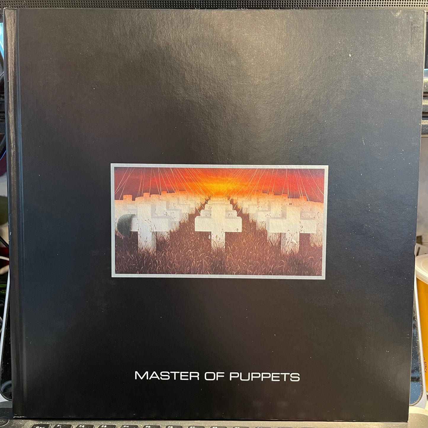 Master Of Puppets (Box Set BOOK ONLY) | Mint (M) Mint (M)-